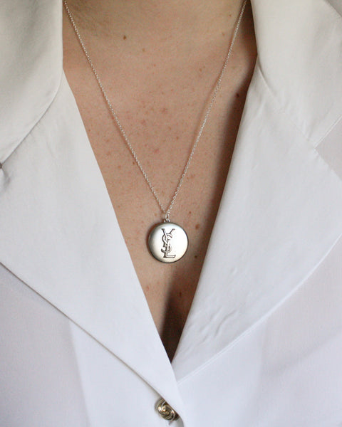 necklace azalea worn